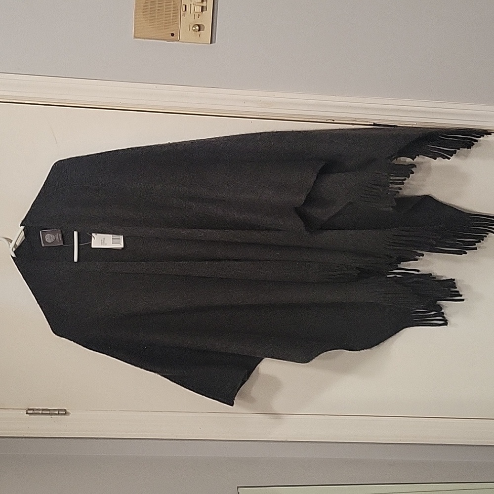 Fringe Poncho/Cape - Picture 2 of 6